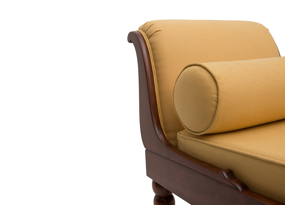 Nadia Chaise Gold